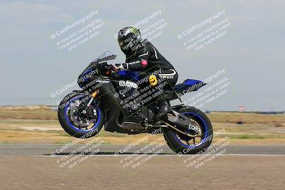 media/Sep-10-2023-Pacific Track Time (Sun) [[44210541ad]]/Group B/1220pm (Wheelie Bump)/